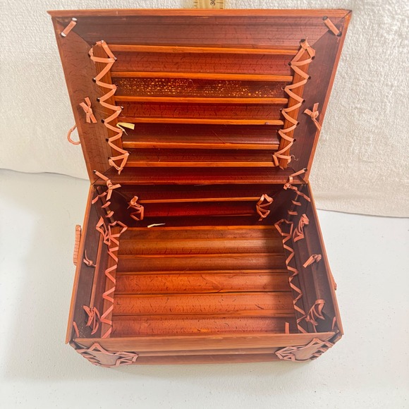 VTG Numi Organic Tea Bamboo Storage Box Woven Wood Tea Chest Brown Pink Lacing - Picture 3 of 8